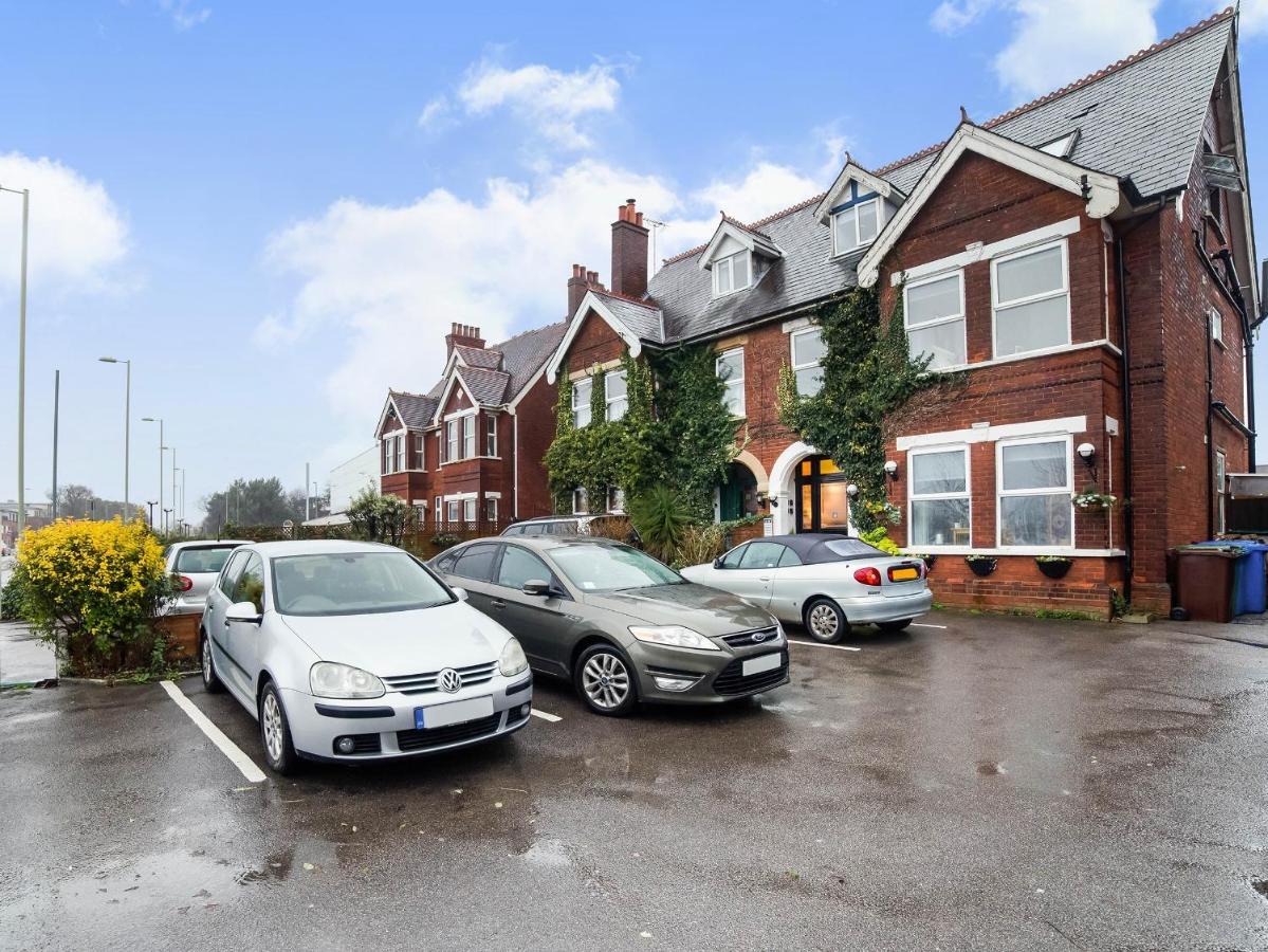 Airport Lodge Farnborough  Exterior foto